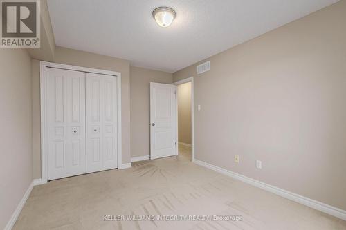 946 Fletcher Circle, Ottawa, ON - Indoor Photo Showing Other Room