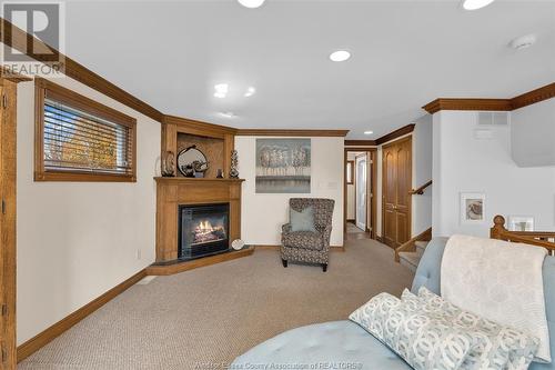 2066 Rowley Park Drive, Kingsville, ON - Indoor With Fireplace