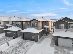 9457 PEAR CR SW  Edmonton, AB T6X 2Z6