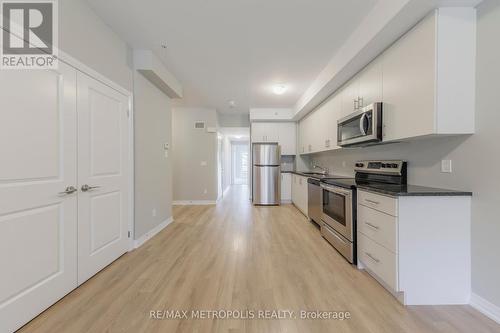 719 - 2635 William Jackson Drive, Pickering, ON - Indoor Photo Showing Kitchen With Stainless Steel Kitchen