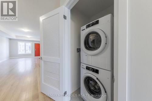 719 - 2635 William Jackson Drive, Pickering, ON - Indoor Photo Showing Laundry Room