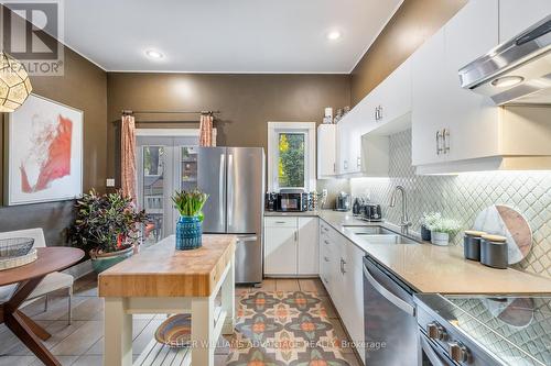 632 Woodbine Avenue, Toronto, ON - Indoor Photo Showing Kitchen With Stainless Steel Kitchen With Double Sink With Upgraded Kitchen