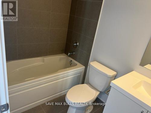 1106 - 2550 Simcoe Street N, Oshawa, ON - Indoor Photo Showing Bathroom