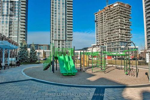 3124 - 275 Village Green Square, Toronto, ON - Outdoor With Facade