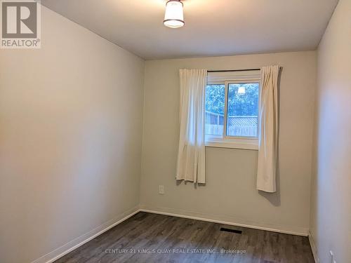 219 Palmer Avenue, Richmond Hill, ON - Indoor Photo Showing Other Room