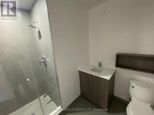 702 E - 70 Princess Street, Toronto, ON - Indoor Photo Showing Bathroom