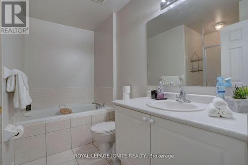 60 Haverhill Crescent, Whitby, ON - Indoor Photo Showing Bathroom