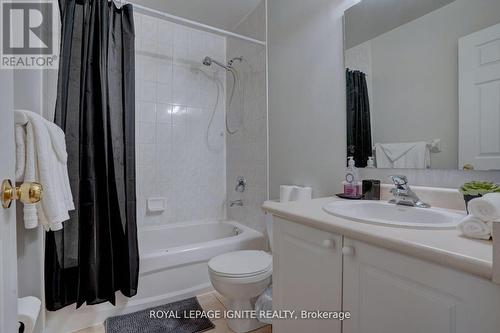 60 Haverhill Crescent, Whitby, ON - Indoor Photo Showing Bathroom