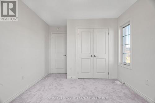 2 Velvet Drive, Whitby, ON - Indoor Photo Showing Other Room