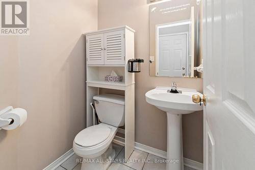 254 Shadow Place, Pickering, ON - Indoor Photo Showing Bathroom