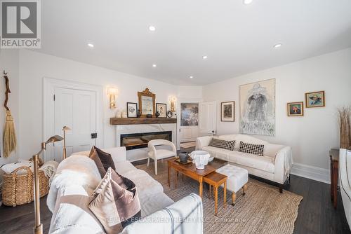 11 Catherine Avenue, Aurora, ON - Indoor Photo Showing Living Room With Fireplace