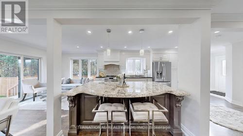 69 Bayswater Avenue, Richmond Hill, ON - Indoor Photo Showing Kitchen With Upgraded Kitchen