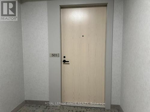 503 - 195 Commerce Street, Vaughan, ON - Indoor