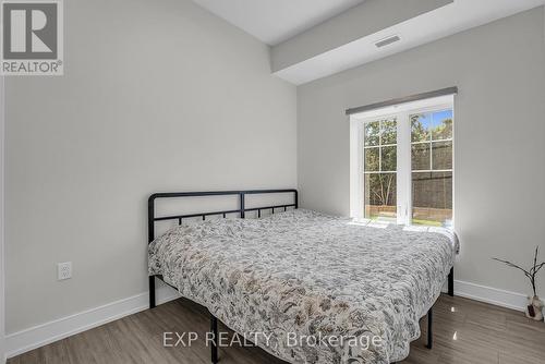 211 - 121 Mary Street, Clearview, ON - Indoor Photo Showing Bedroom