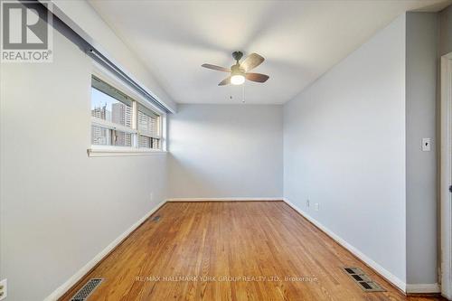 25 Windhill Crescent, Toronto, ON - Indoor Photo Showing Other Room