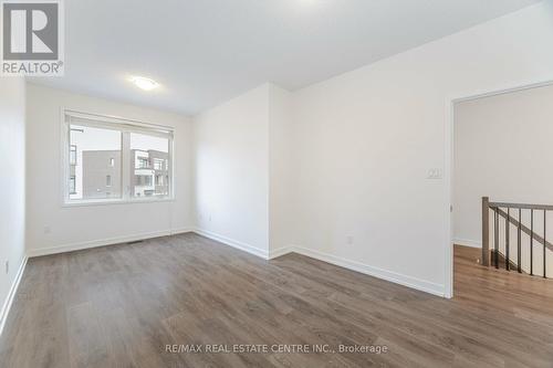 211 Fowley Drive, Oakville, ON - Indoor Photo Showing Other Room