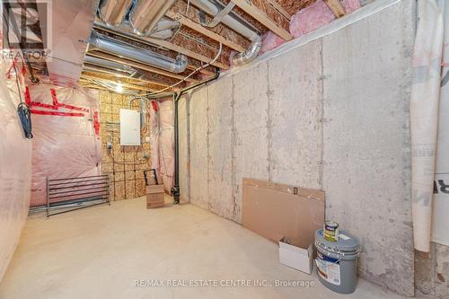 211 Fowley Drive, Oakville, ON - Indoor Photo Showing Basement