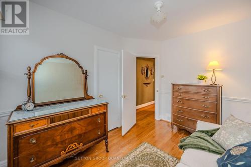 26 Reid Manor, Toronto, ON - Indoor Photo Showing Bedroom