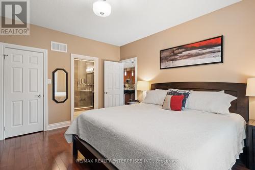 10 - 1010 Cristina Court, Mississauga, ON - Indoor Photo Showing Bedroom