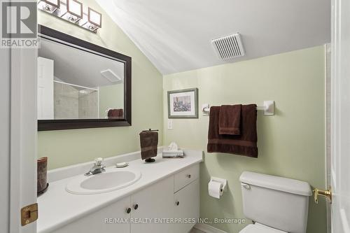 10 - 1010 Cristina Court, Mississauga, ON - Indoor Photo Showing Bathroom