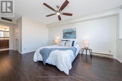 805 - 1240 Marlborough Court, Oakville, ON - Indoor Photo Showing Bedroom