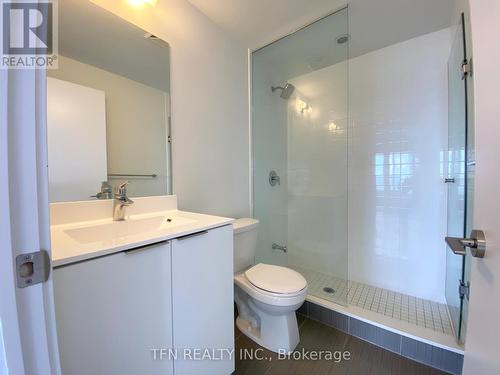 3615 - 30 Shore Breeze Drive, Toronto, ON - Indoor Photo Showing Bathroom