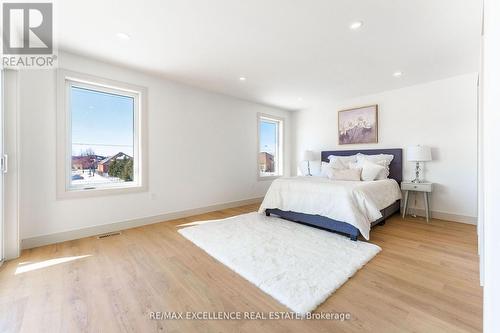 73 Trailview Drive, Tillsonburg, ON - Indoor Photo Showing Bedroom