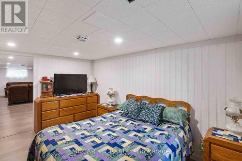 433 First Avenue E, Shelburne, ON - Indoor Photo Showing Bedroom