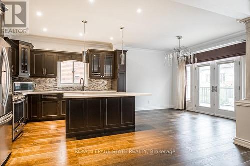 35 Holkham Avenue, Hamilton, ON - Indoor Photo Showing Kitchen With Upgraded Kitchen