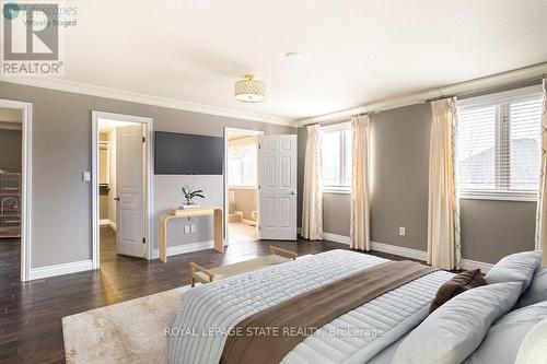 35 Holkham Avenue, Hamilton, ON - Indoor Photo Showing Bedroom