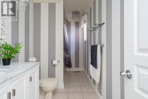 35 Holkham Avenue, Hamilton, ON - Indoor Photo Showing Bathroom