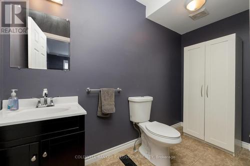 128-130 Main Street S, Halton Hills, ON - Indoor Photo Showing Bathroom