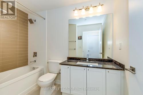 3609 - 4011 Brickstone Mews, Mississauga, ON - Indoor Photo Showing Bathroom