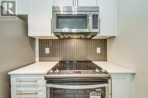 3609 - 4011 Brickstone Mews, Mississauga, ON - Indoor Photo Showing Kitchen