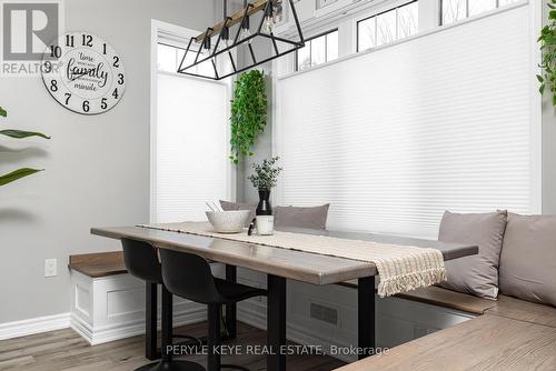 80 Chambery Street, Bracebridge, ON - Indoor Photo Showing Dining Room