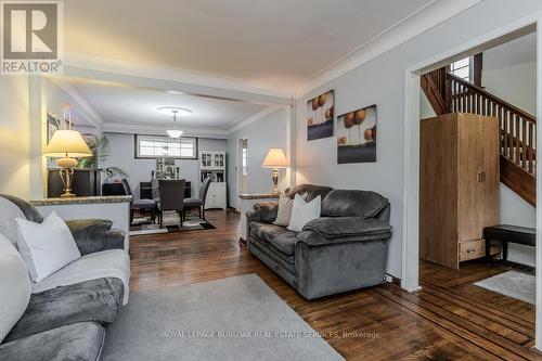 49 Tisdale Street S, Hamilton, ON - Indoor Photo Showing Living Room