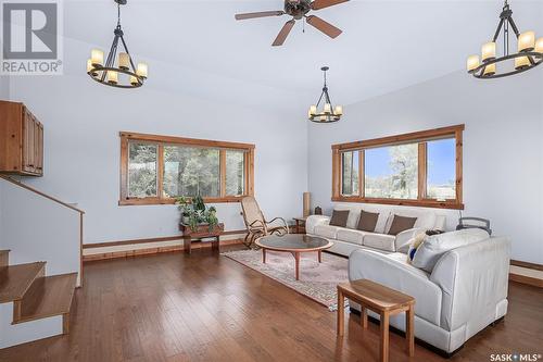 Fung Acreage, Dundurn Rm No. 314, SK - Indoor Photo Showing Living Room