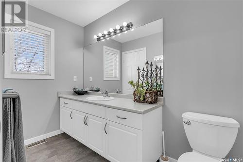 21 207 Keevil Way, Saskatoon, SK - Indoor Photo Showing Bathroom