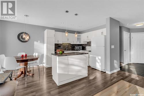 21 207 Keevil Way, Saskatoon, SK - Indoor Photo Showing Kitchen