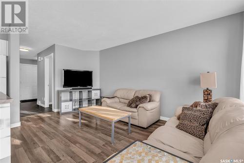 21 207 Keevil Way, Saskatoon, SK - Indoor Photo Showing Living Room