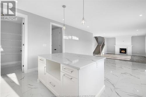 221 Cowan Court, Amherstburg, ON - Indoor Photo Showing Kitchen