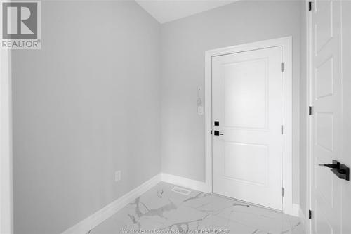 221 Cowan Court, Amherstburg, ON - Indoor Photo Showing Other Room