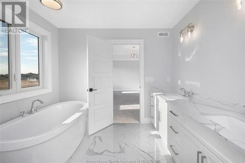 221 Cowan Court, Amherstburg, ON - Indoor Photo Showing Bathroom