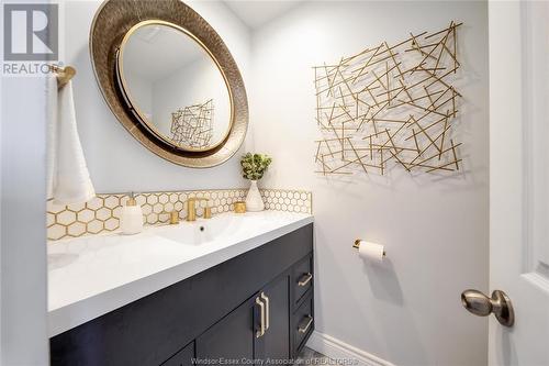 4379 Ashfield Crescent, Windsor, ON - Indoor Photo Showing Bathroom