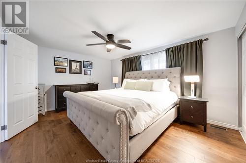 4379 Ashfield Crescent, Windsor, ON - Indoor Photo Showing Bedroom