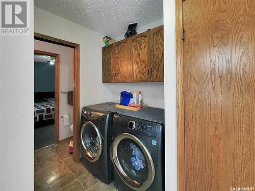 78 Sunset Drive S, Yorkton, SK - Indoor Photo Showing Laundry Room