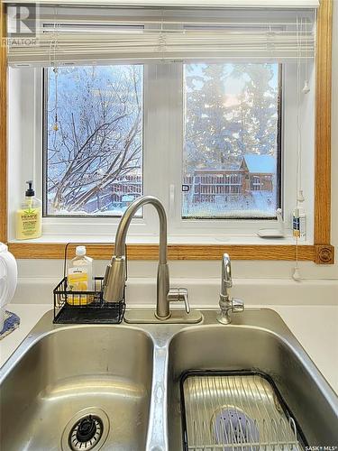 78 Sunset Drive S, Yorkton, SK - Indoor Photo Showing Kitchen With Double Sink