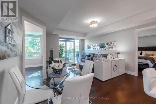 510 - 3500 Lakeshore Road W, Oakville, ON - Indoor Photo Showing Dining Room