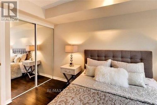 543 - 250 Wellington Street W, Toronto, ON - Indoor Photo Showing Bedroom