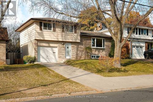 1026 Cumberland Avenue, Peterborough (Northcrest), ON - Outdoor With Facade